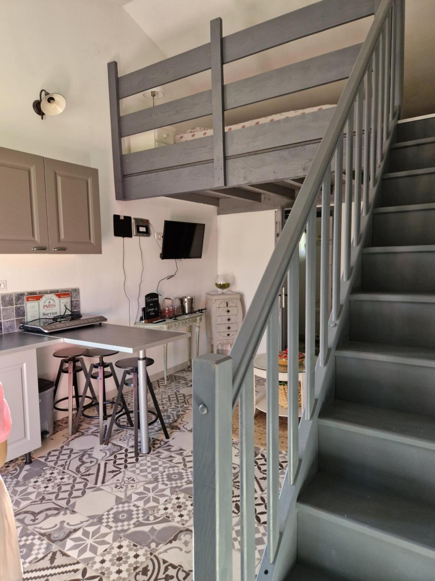 Ferienwohnung Le Cabanon De Lea Tavel Exterior foto